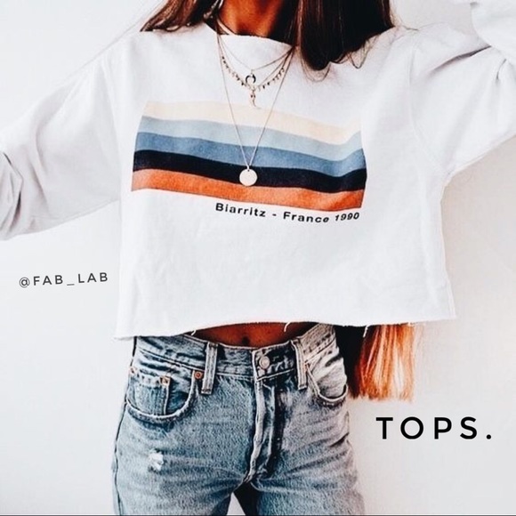 Women’s Tops enjoy. 🎀 - Picture 2 of 2